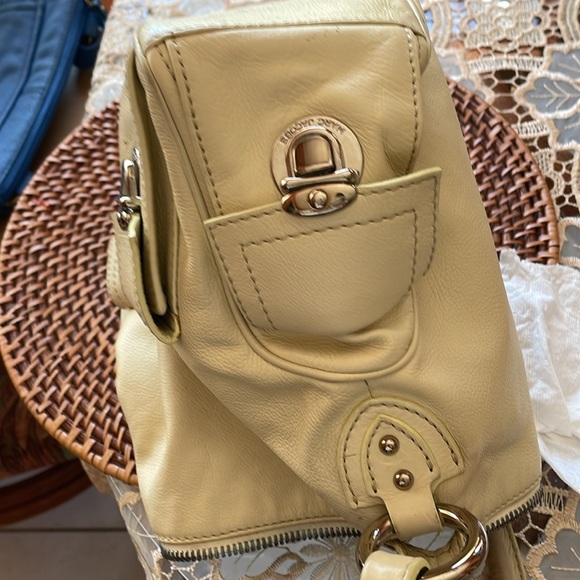 Mark Jacobs Cream Leather bag - Picture 7 of 11